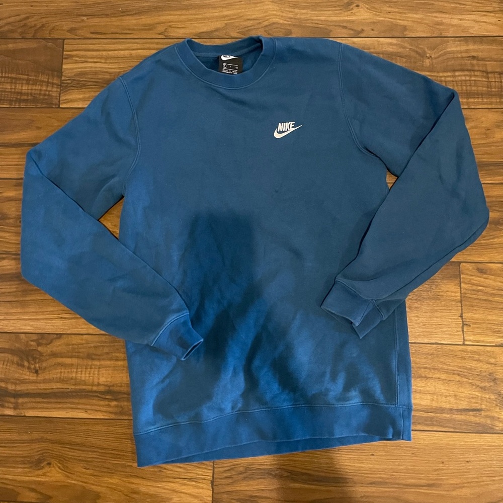 Blue Nike crew neck